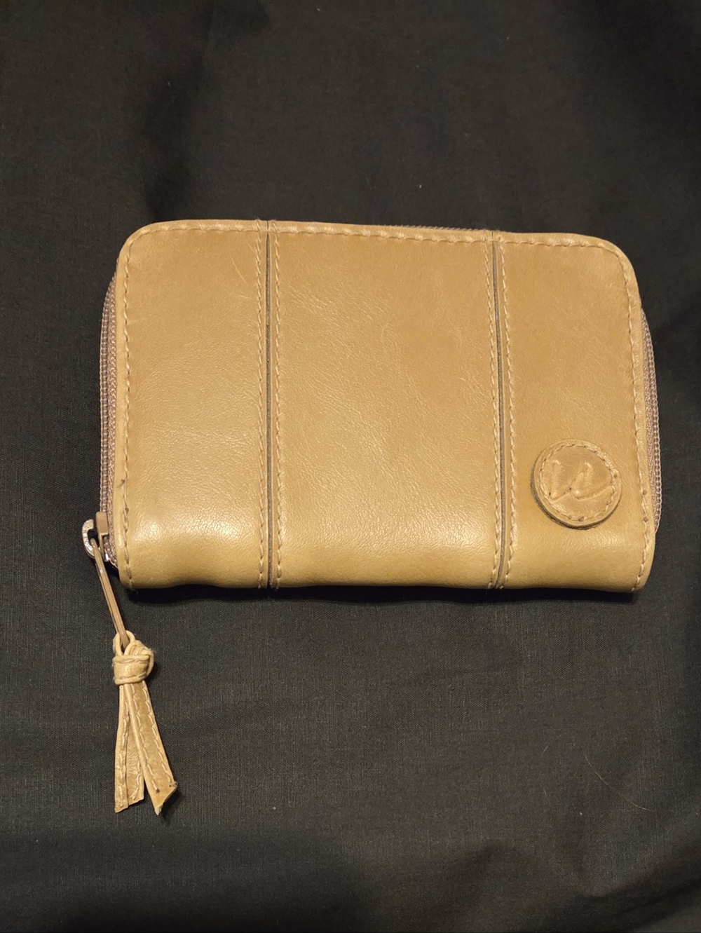 Liz Claiborne ID Coin Keyring Wallet 5x3"